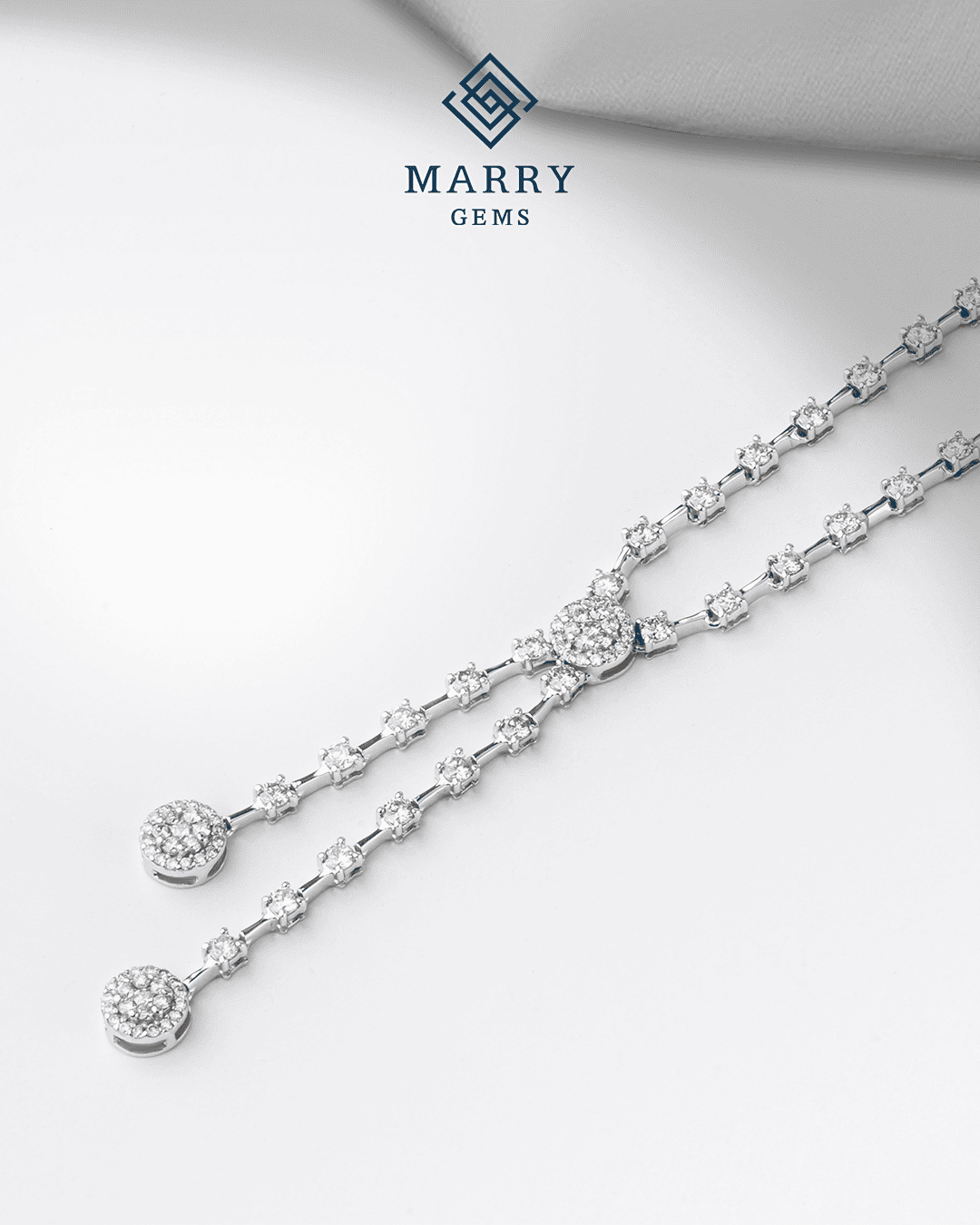 สร้อยคอ Necklace