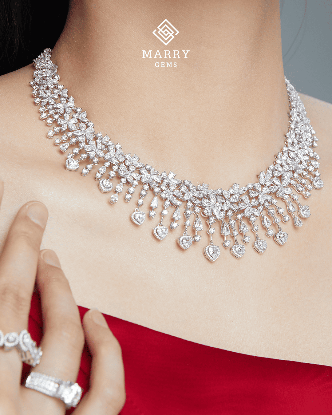 สร้อยคอ necklace